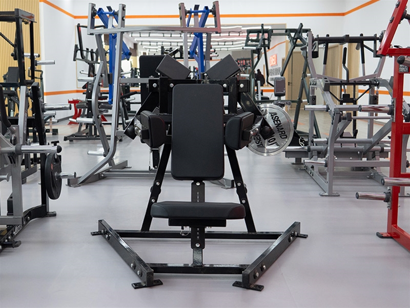 分动式侧抬臂训练器