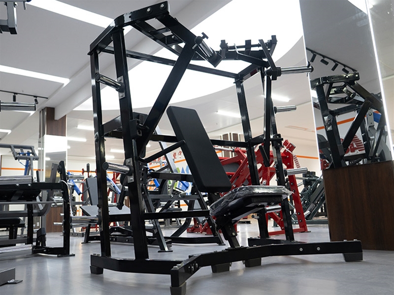 分动式阔角度推胸训练器