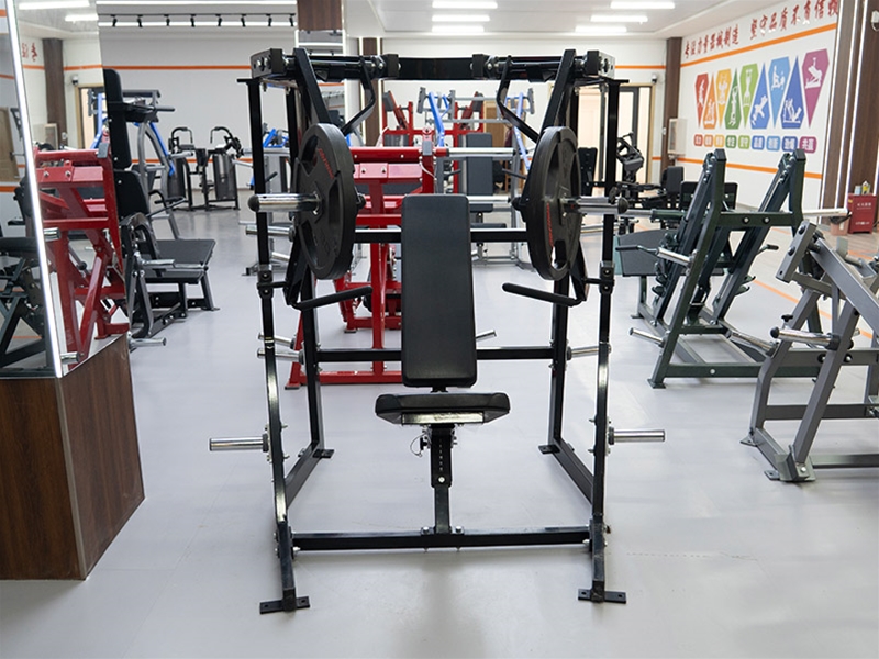 分动式下斜推胸训练器